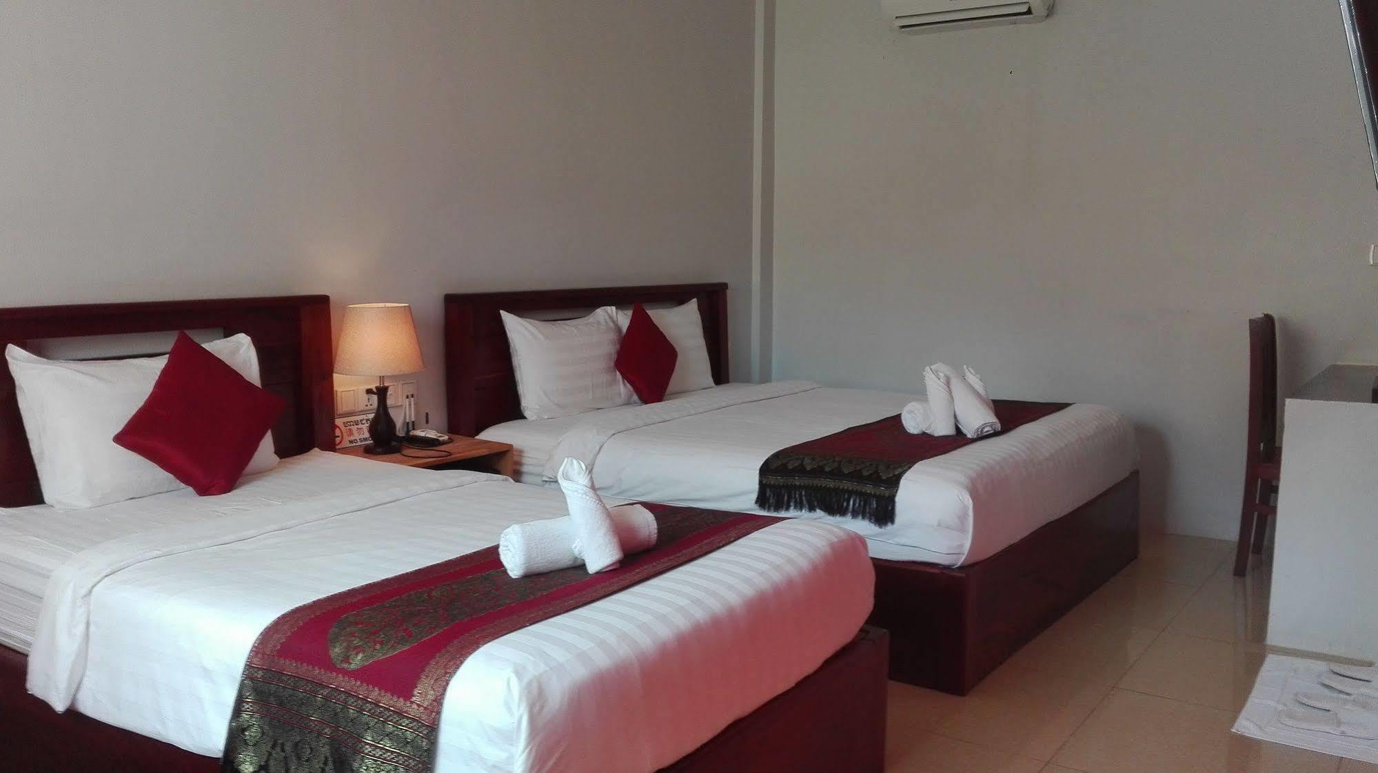 Golden Premier Inn Siem Reap Exterior photo